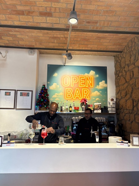 Il Presidente Mattarella in Visita all'Open Bar: Sostegno al Progetto di Formazione Lavoro per Detenuti del Carcere di Rebibbia